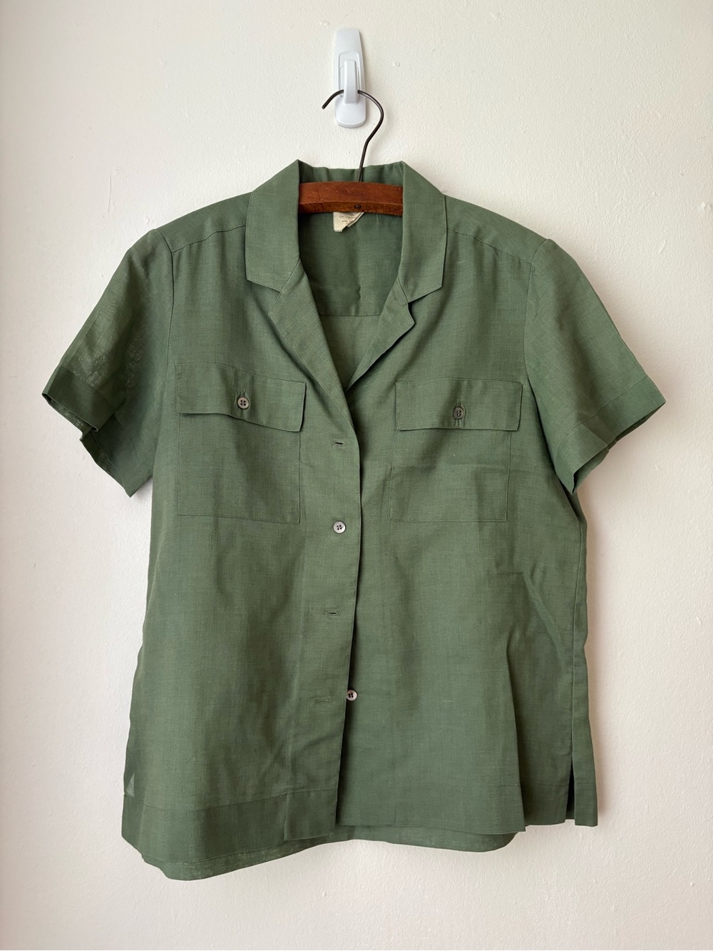 Vintage Olive Green Short Sleeve Button-Up Shirt